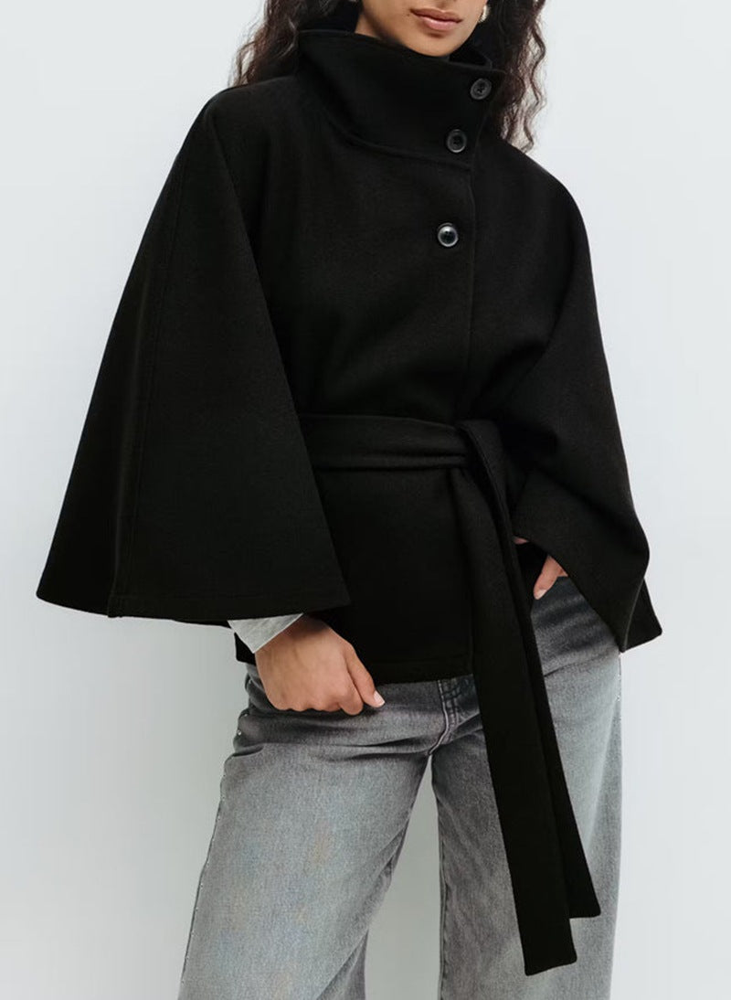 Manteau cape ceinturé pour femme – Élégance automne hiver