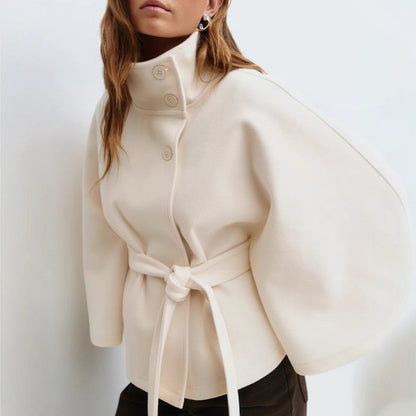 Manteau cape ceinturé pour femme – Élégance automne hiver