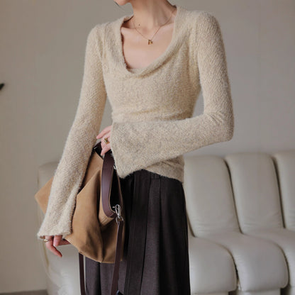 Pull Duveteux Femme à Col Large – Coupe Ajustée Chic