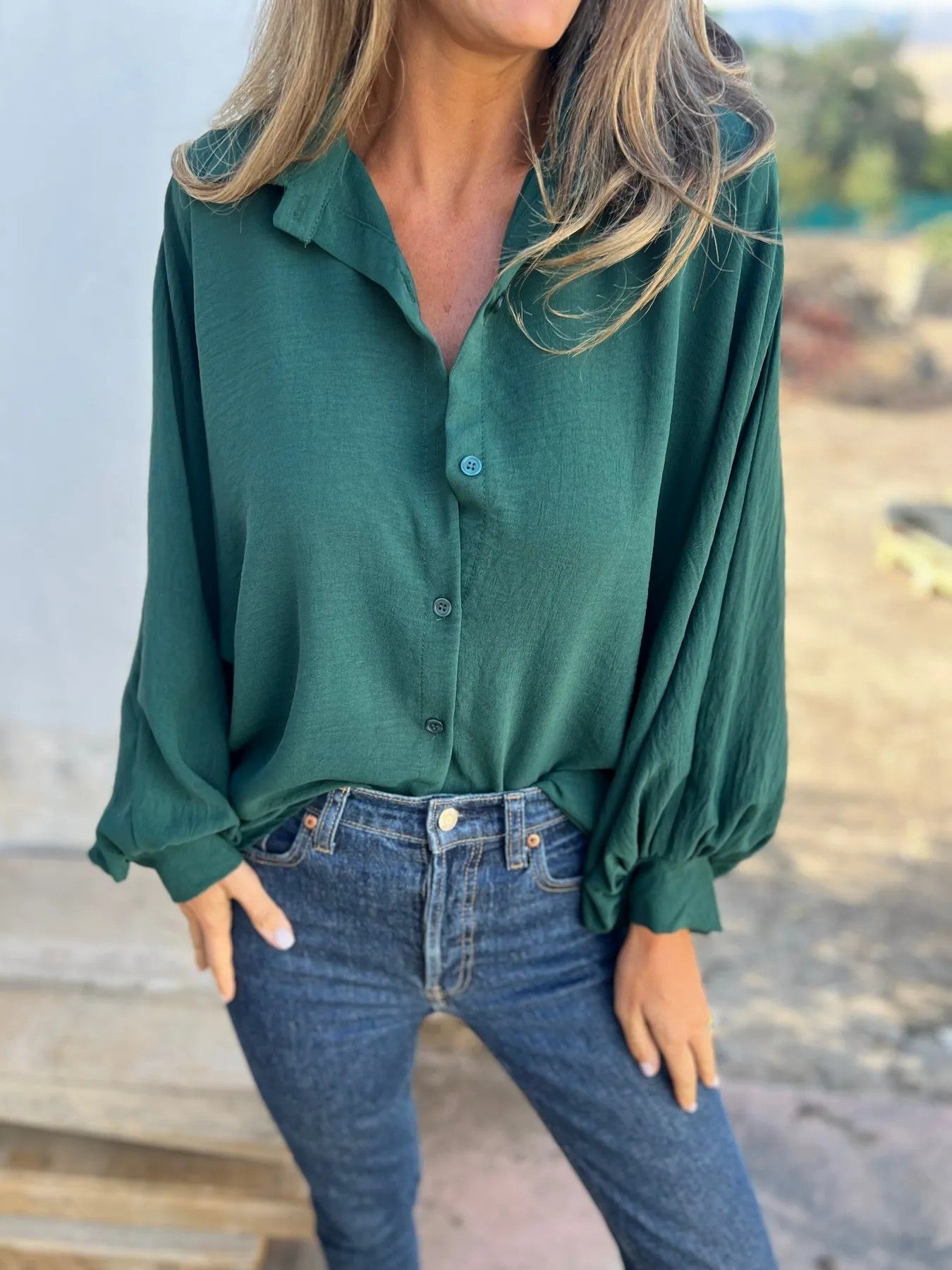 Chemise Femme Fluide à Manches Lanternes – Coupe Ample Élégante